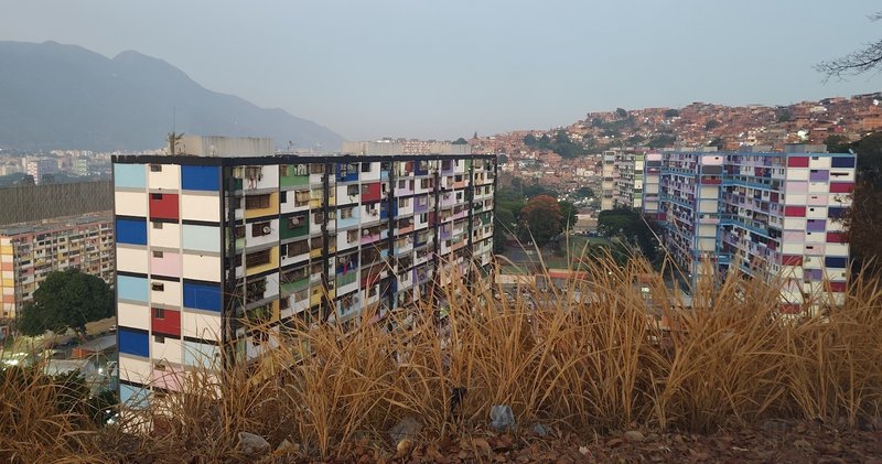 Hochhäuser in 23 de Enero